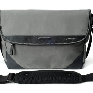 Artisan and Artist Adelina ACAM-9000 Camera Bag